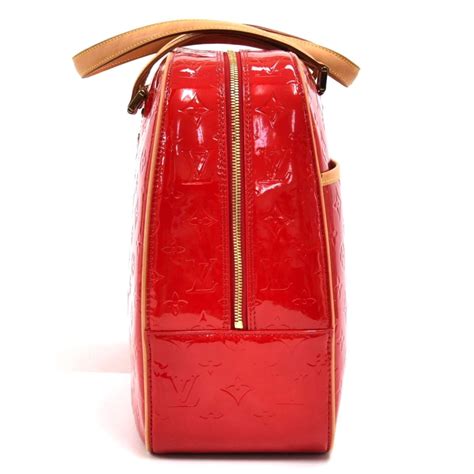 louis vuitton papillon vernis|Louis Vuitton Red Monogram Vernis Papillon 30 Gold.